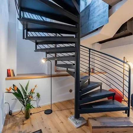 Apartament Architecture In Kreuzberg *