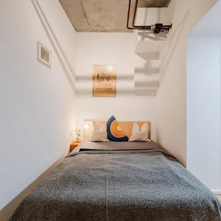 Apartment Architecture In Kreuzberg Berlin